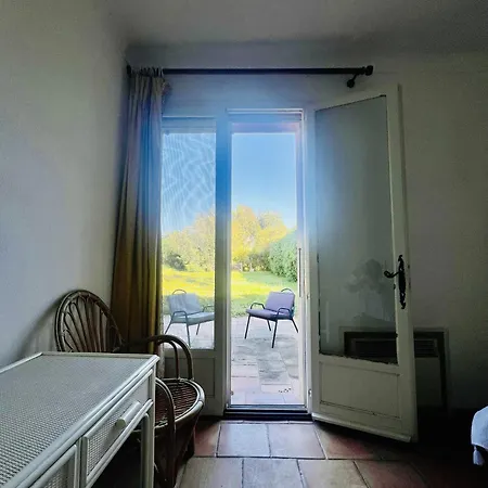 Des Fleurs Feriehus *